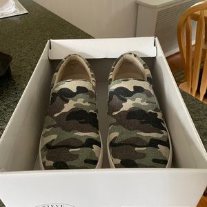 Steve Madden sneakers size 7